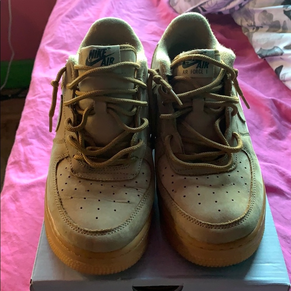 AIR FORCE 1 - Picture 2 of 4